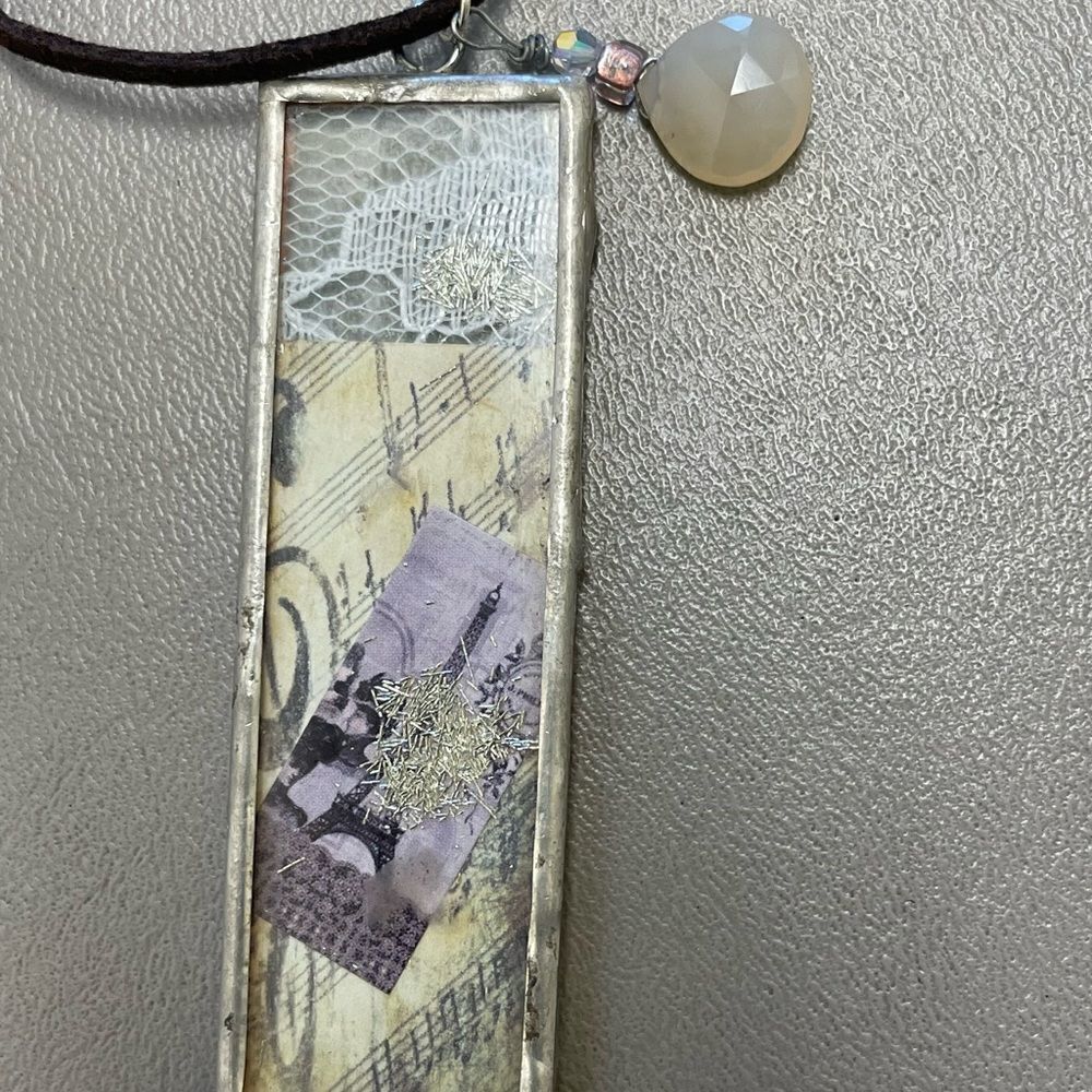 Necklace   - Picture 3 of 4
